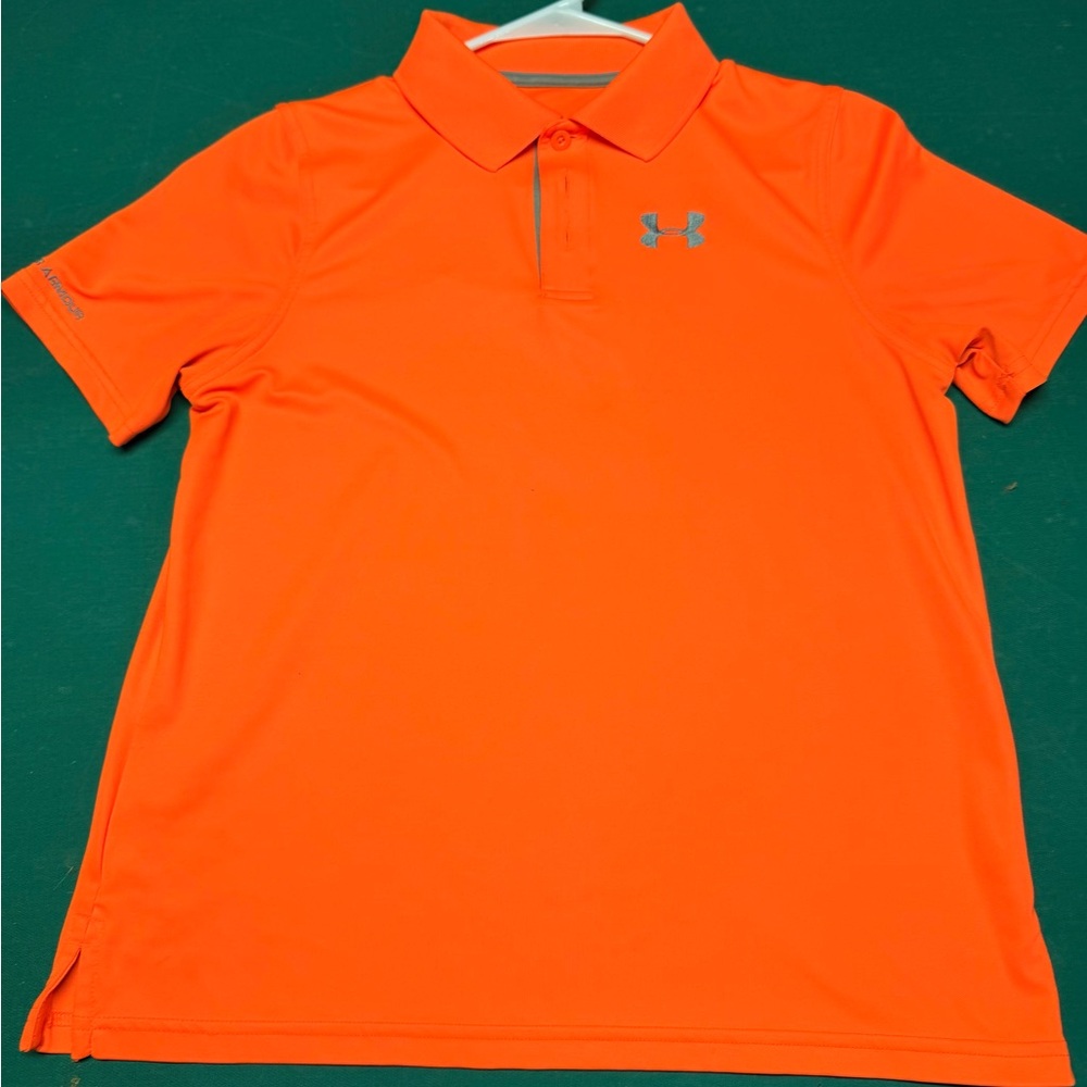 NEW Under Armour boys Orange Performance Polo (never been wore )